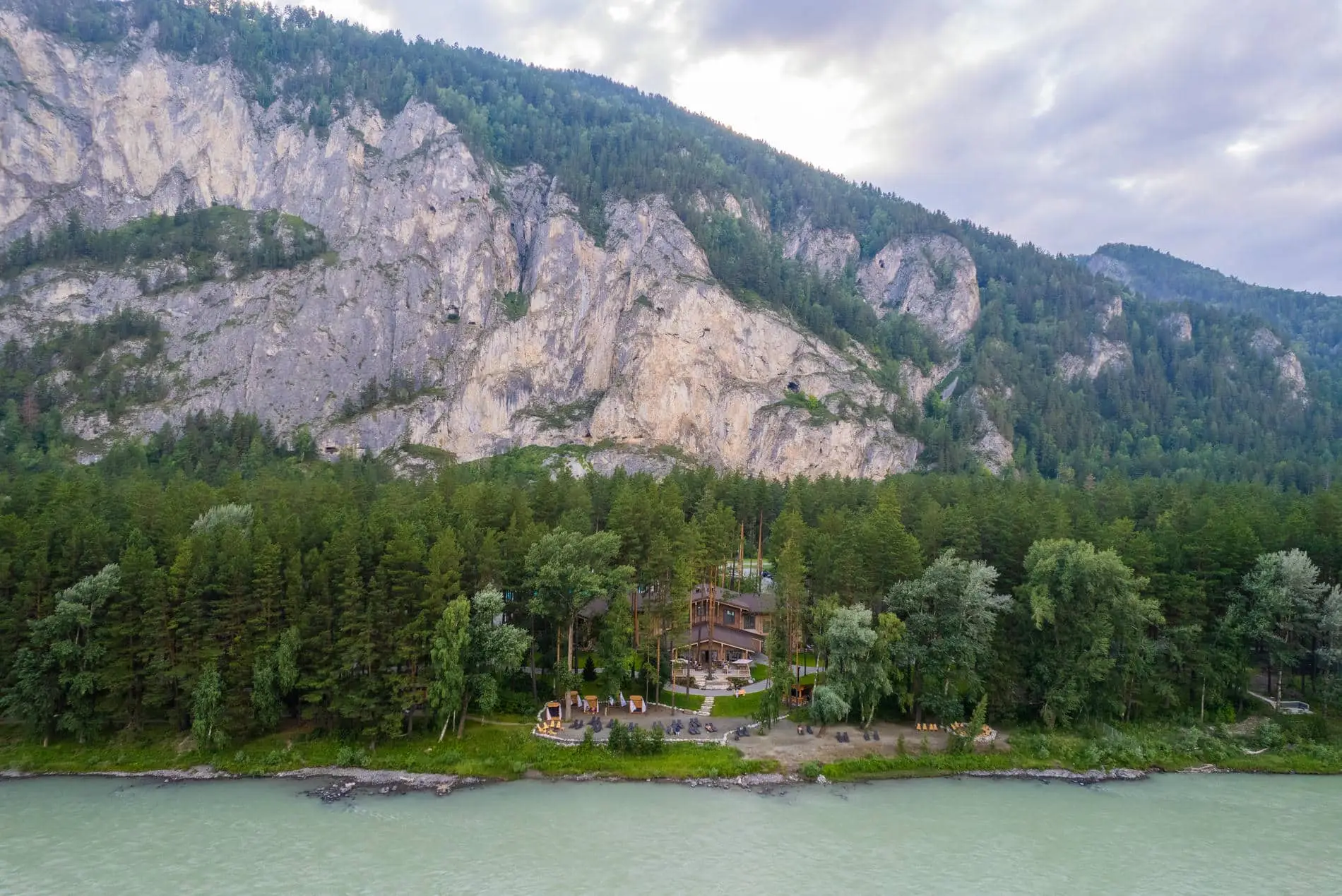 Живописная природа